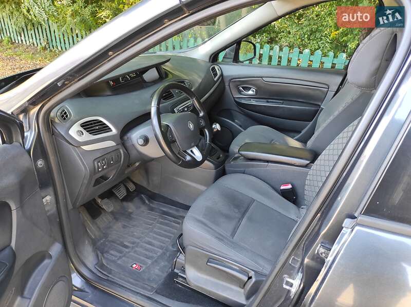 Мінівен Renault Megane Scenic 2010 в Києві фото 8 Мінівен Renault Megane Scenic 2010 в Києві