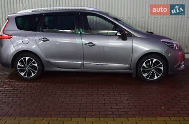 Минивэн Renault Megane Scenic 2016 в 
