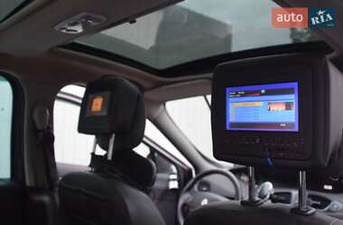 Минивэн Renault Megane Scenic 2016 в 
