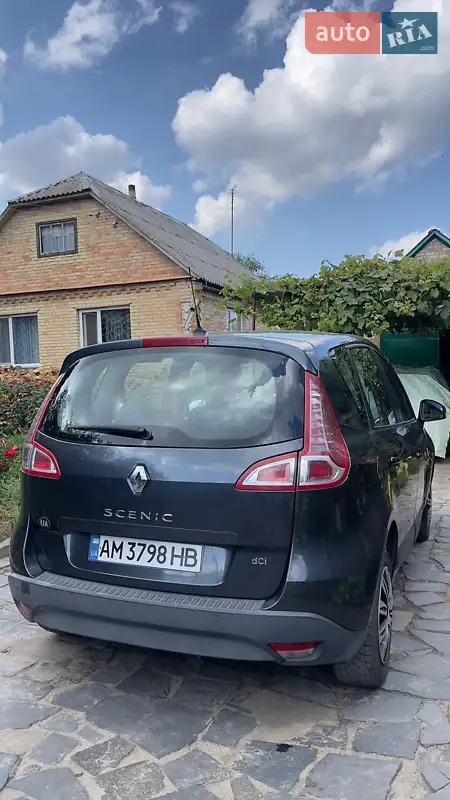 Renault Megane Scenic 2010