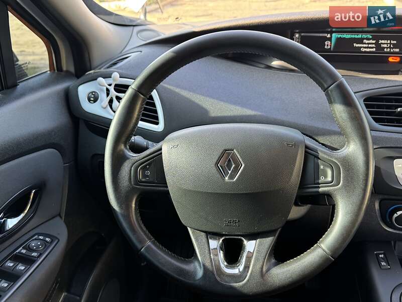 Минивэн Renault Megane Scenic 2013 в Полтаве фото 11 Минивэн Renault Megane Scenic 2013 в Полтаве