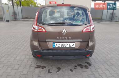 Минивэн Renault Megane Scenic 2011 в 