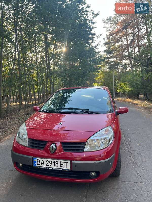 Renault Megane Scenic 2004