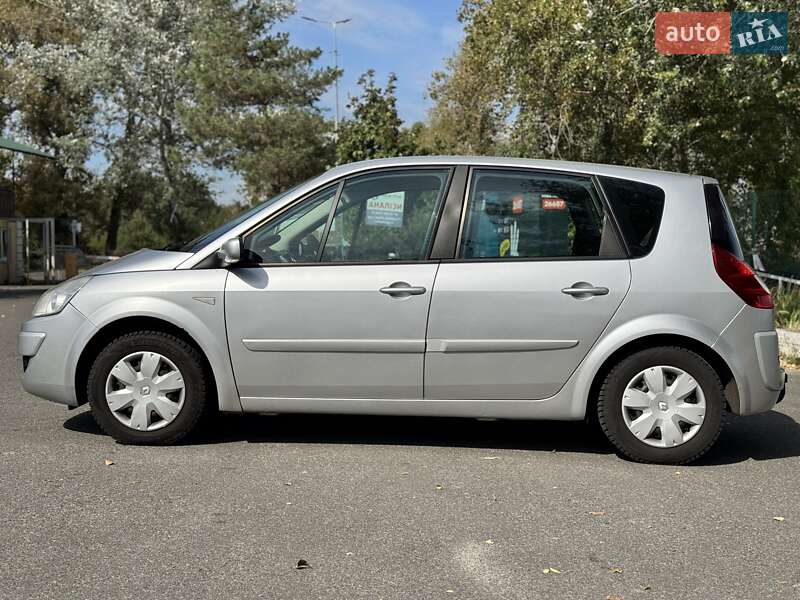 Минивэн Renault Megane Scenic 2008 в Киеве