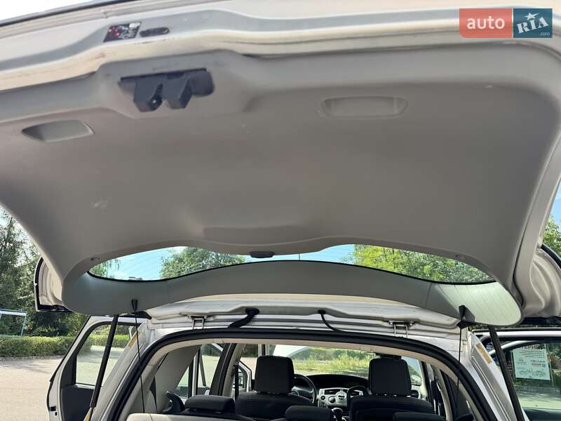 Минивэн Renault Megane Scenic 2008 в Киеве