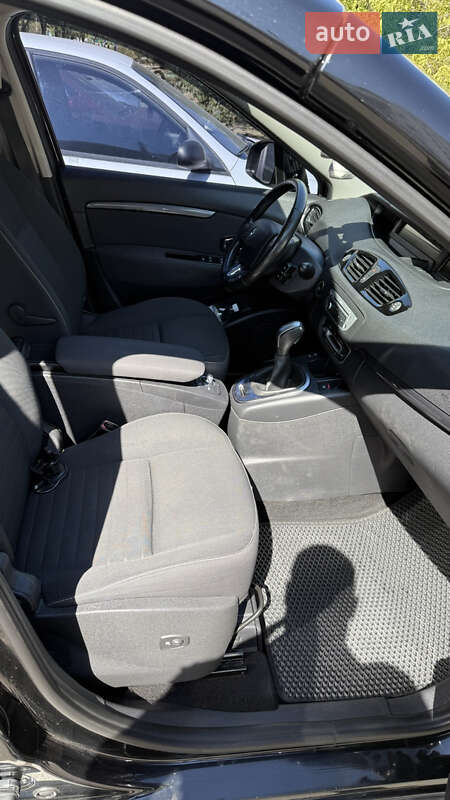 Минивэн Renault Megane Scenic 2016 в Николаеве