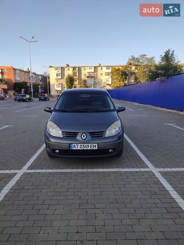 Минивэн Renault Megane Scenic 2006 в Калуше