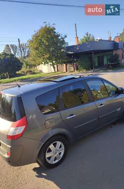 Минивэн Renault Megane Scenic 2006 в 