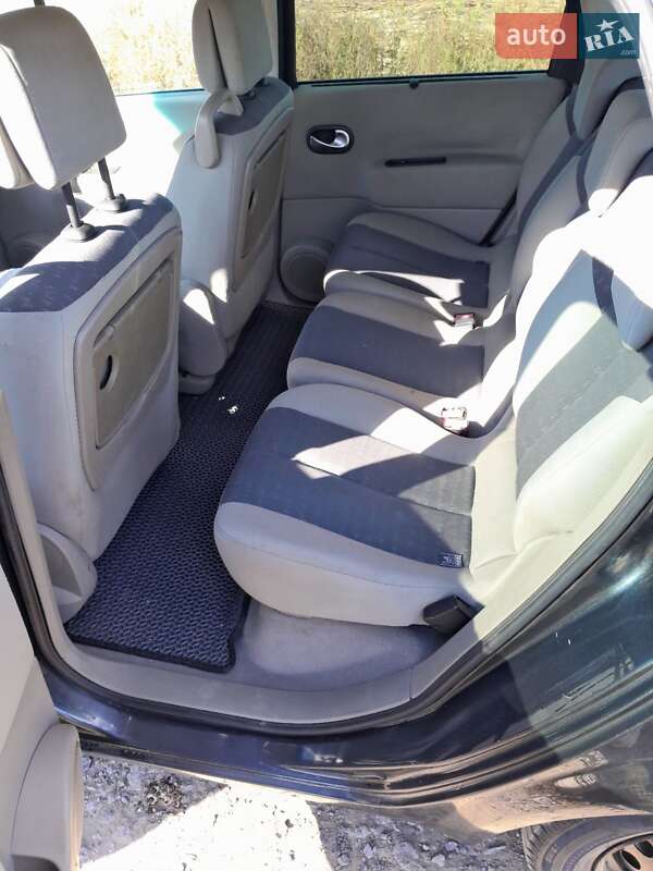 Минивэн Renault Megane Scenic 2005 в Полтаве