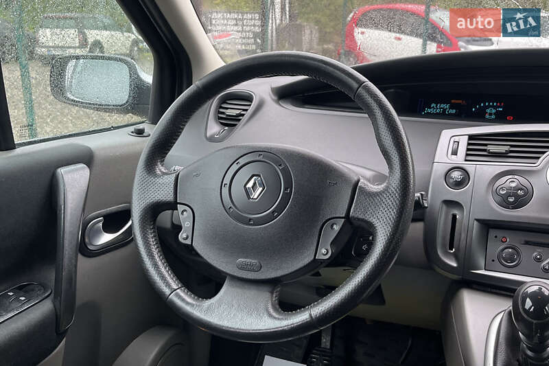 Минивэн Renault Megane Scenic 2005 в Стрые