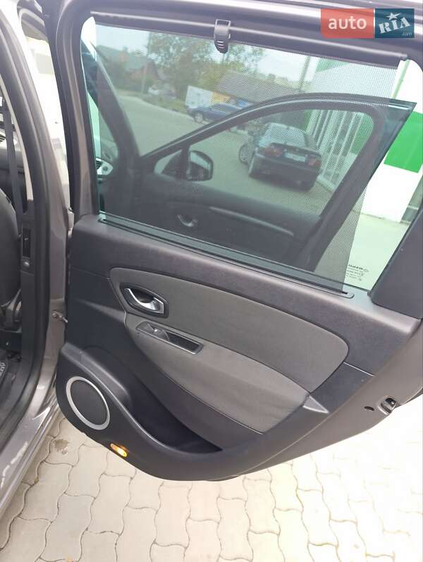 Минивэн Renault Megane Scenic 2009 в Владимире