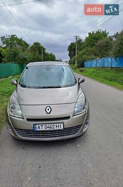 Минивэн Renault Megane Scenic 2010 в Ивано-Франковске