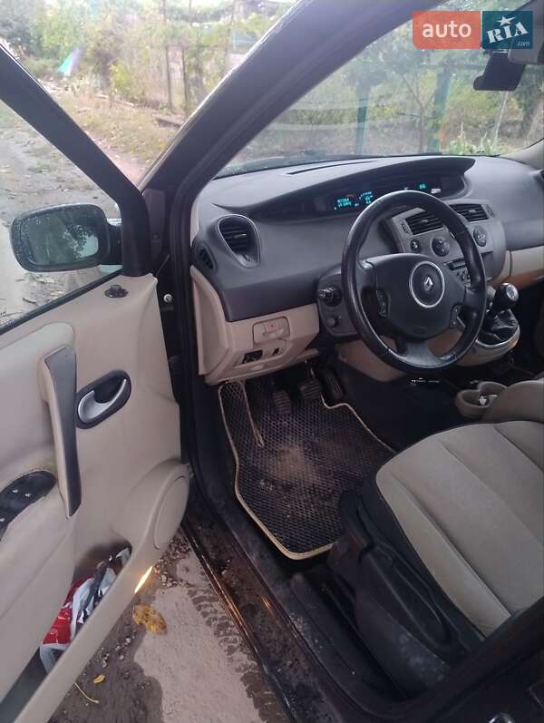 Минивэн Renault Megane Scenic 2008 в Белгороде-Днестровском