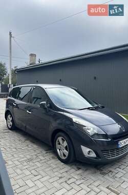 Renault Megane Scenic 2011