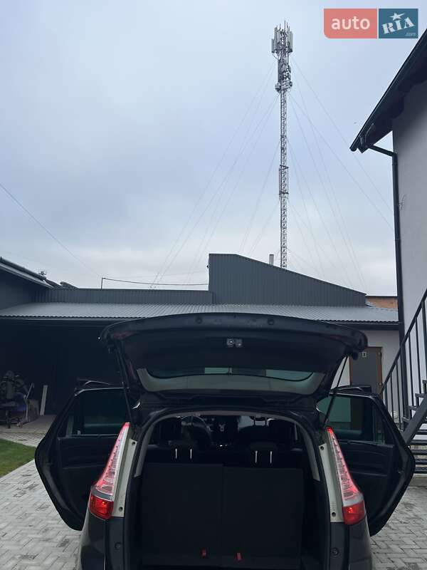 Минивэн Renault Megane Scenic 2011 в Львове