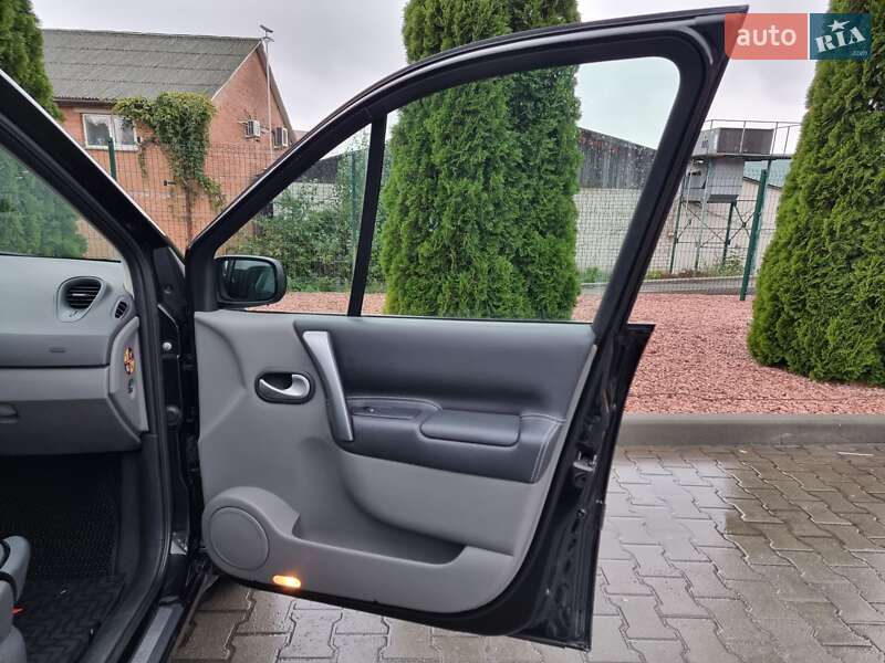 Минивэн Renault Megane Scenic 2008 в Виннице