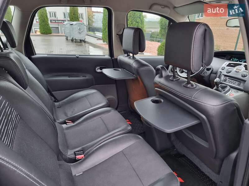 Минивэн Renault Megane Scenic 2008 в Виннице