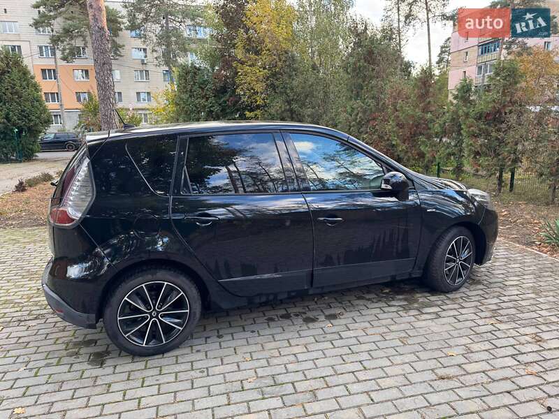 Минивэн Renault Megane Scenic 2012 в Коцюбинском