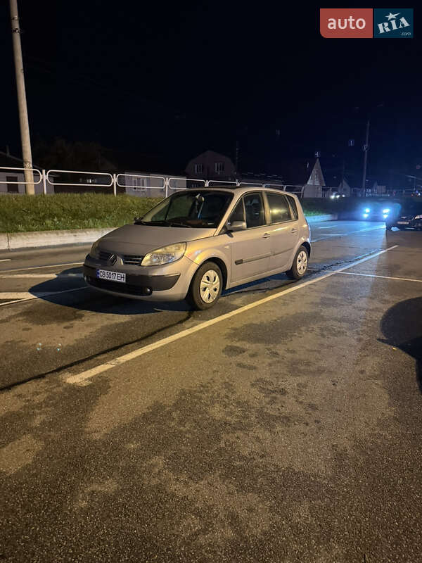 Минивэн Renault Megane Scenic 2005 в 