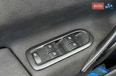 Минивэн Renault Megane Scenic 2009 в 