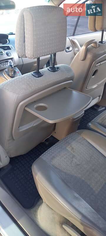 Минивэн Renault Megane Scenic 2004 в Ковеле фото 11 Минивэн Renault Megane Scenic 2004 в Ковеле