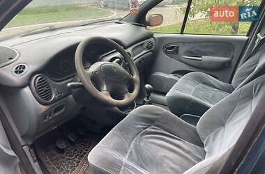 Минивэн Renault Megane Scenic 1998 в 