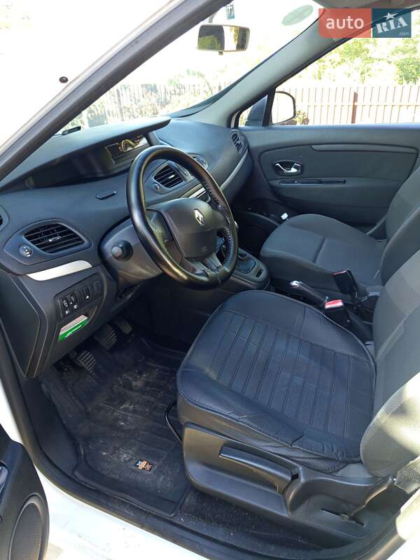 Минивэн Renault Megane Scenic 2013 в Киеве фото 3 Минивэн Renault Megane Scenic 2013 в Киеве
