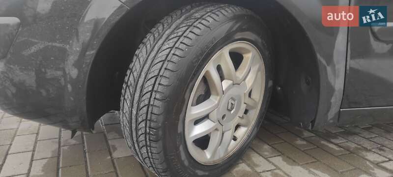 Мінівен Renault Megane Scenic 2009 в Сумах