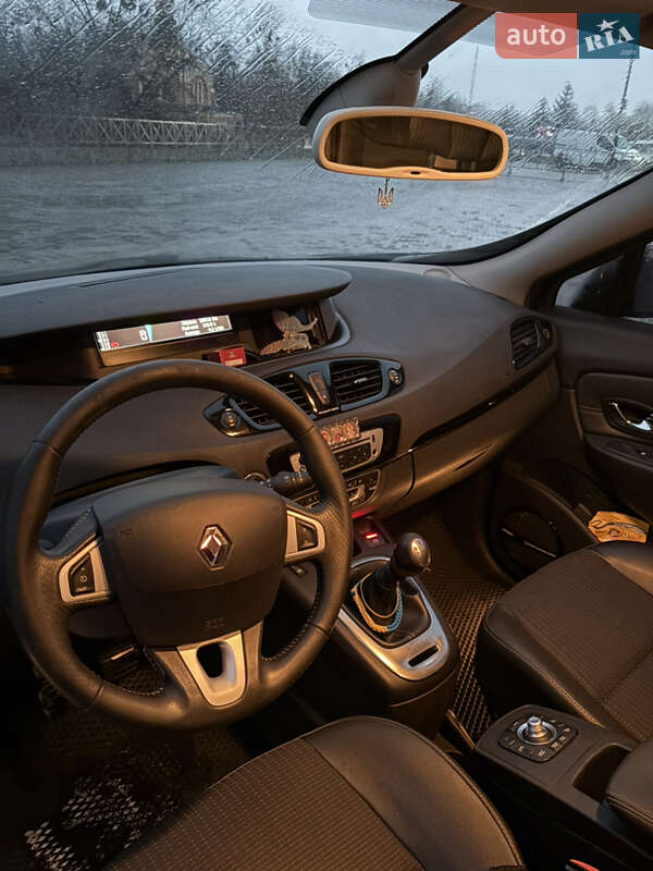 Минивэн Renault Megane Scenic 1999 в Харькове фото 10 Минивэн Renault Megane Scenic 1999 в Харькове