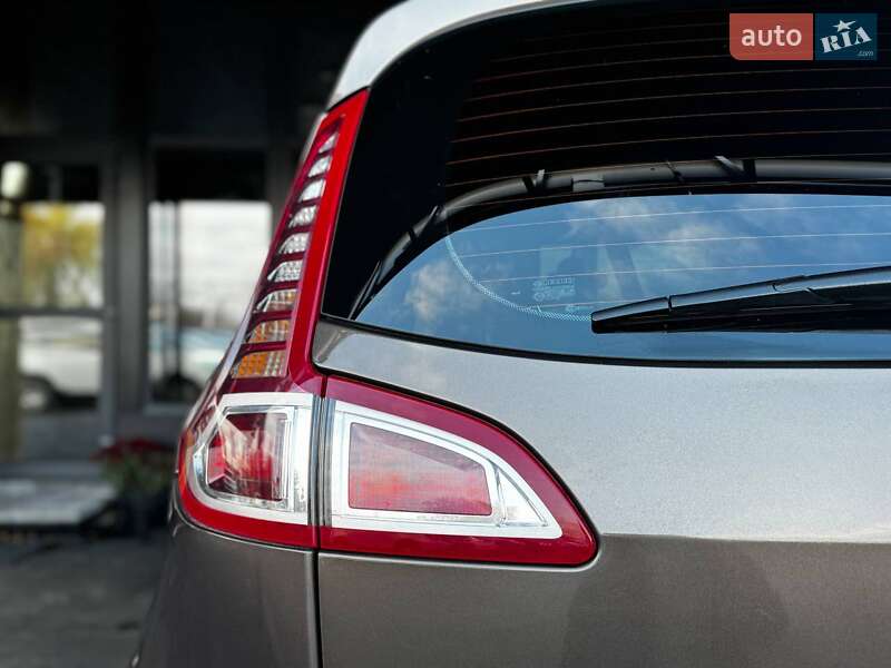 Минивэн Renault Megane Scenic 2010 в Виннице