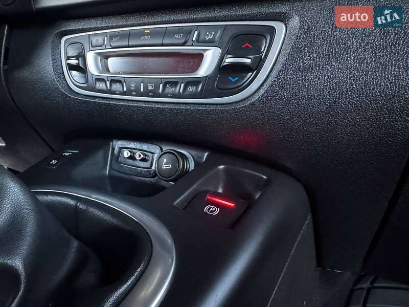 Минивэн Renault Megane Scenic 2010 в Виннице