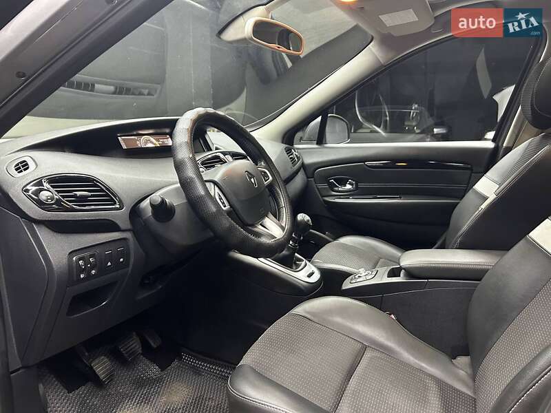 Мінівен Renault Megane Scenic 2012 в Чернівцях фото 13 Мінівен Renault Megane Scenic 2012 в Чернівцях
