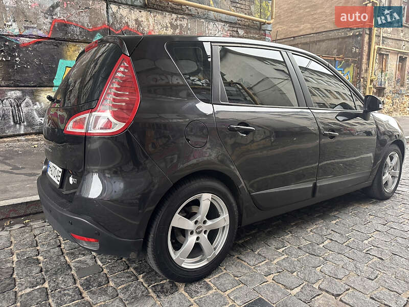 Минивэн Renault Megane Scenic 2010 в Одессе фото 11 Минивэн Renault Megane Scenic 2010 в Одессе