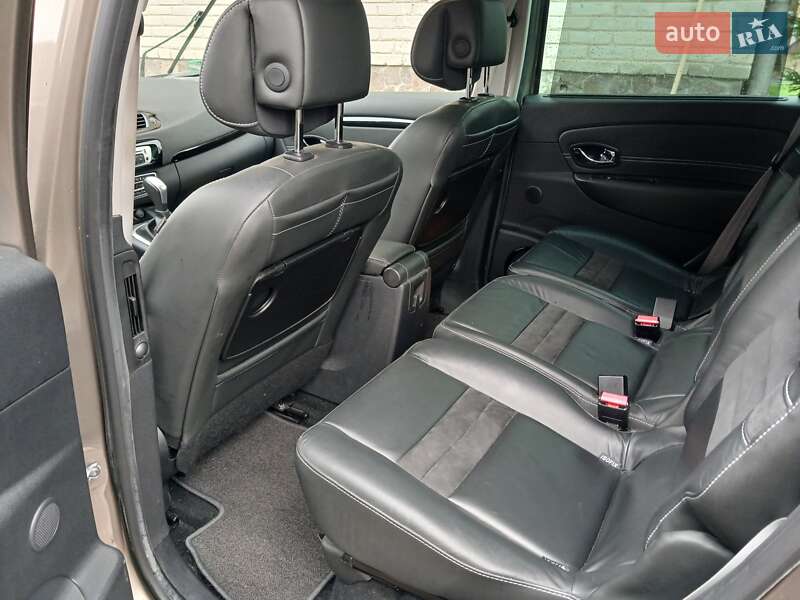 Мінівен Renault Megane Scenic 2012 в Ходореві