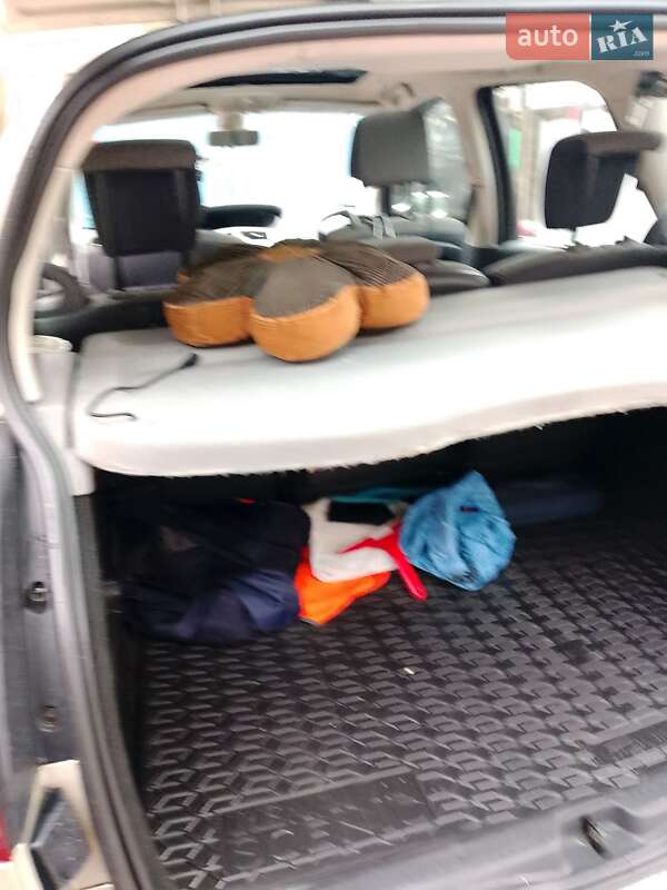 Минивэн Renault Megane Scenic 2009 в Коростене