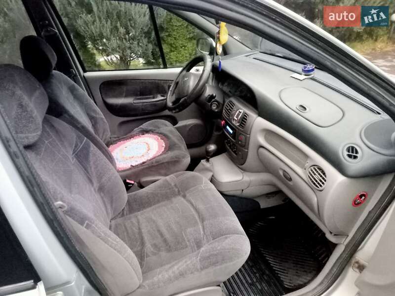 Минивэн Renault Megane Scenic 1999 в Самборе фото 6 Минивэн Renault Megane Scenic 1999 в Самборе