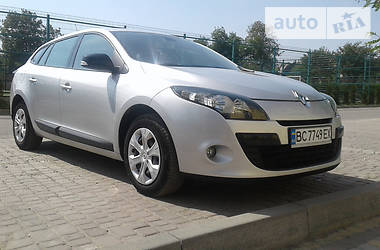 Грузопассажирский фургон Renault Megane 2011 в Золочеве