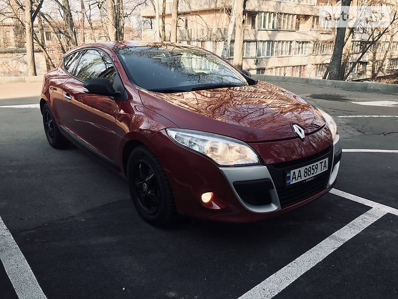 Купе Renault Megane 2011 в Киеве