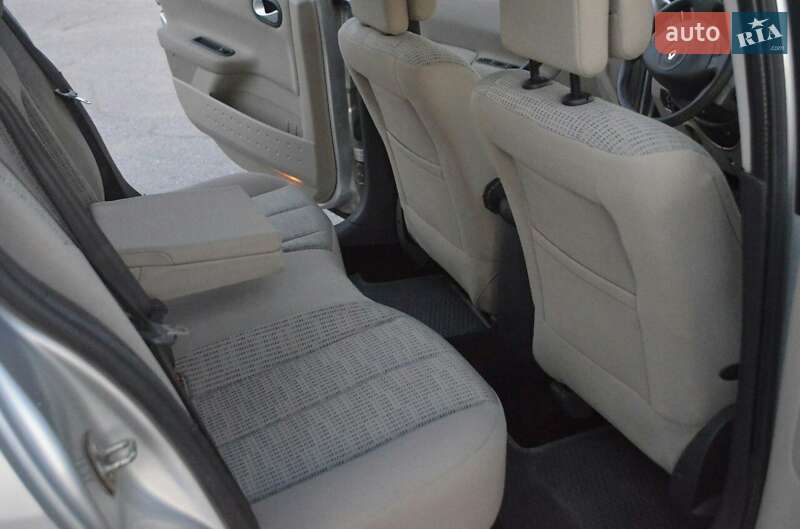 Седан Renault Megane 2006 в Кропивницком