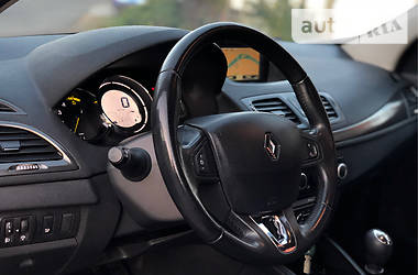 Седан Renault Megane 2014 в Ужгороде