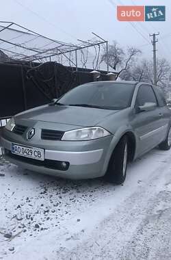 Хэтчбек Renault Megane 2005 в 