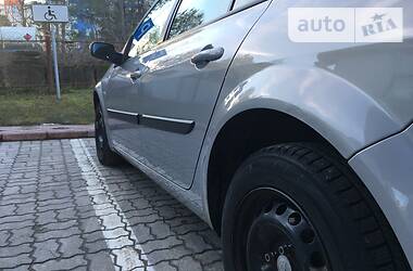 Седан Renault Megane 2003 в 