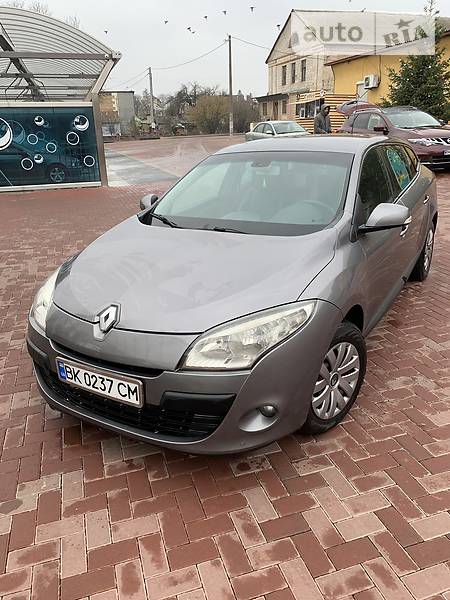 Універсал Renault Megane 2010 в Рівному