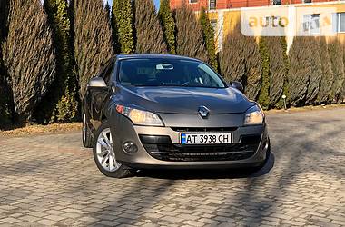 Хэтчбек Renault Megane 2011 в Самборе