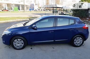 Хетчбек Renault Megane 2009 в 