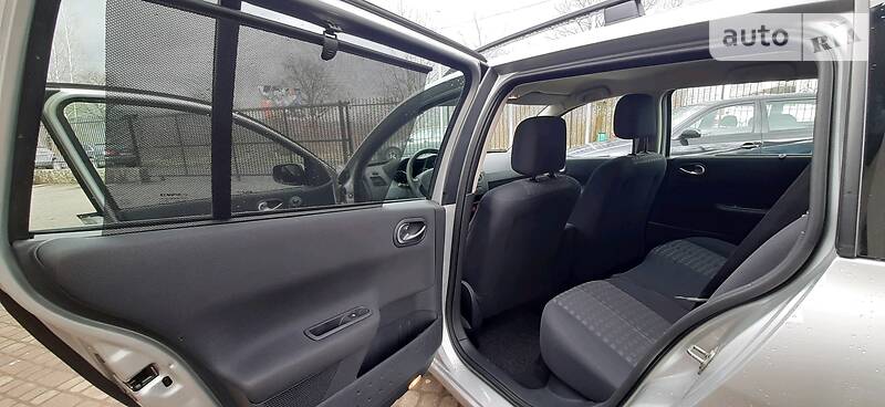 Універсал Renault Megane 2006 в Сваляві