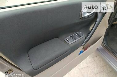Седан Renault Megane 2004 в 