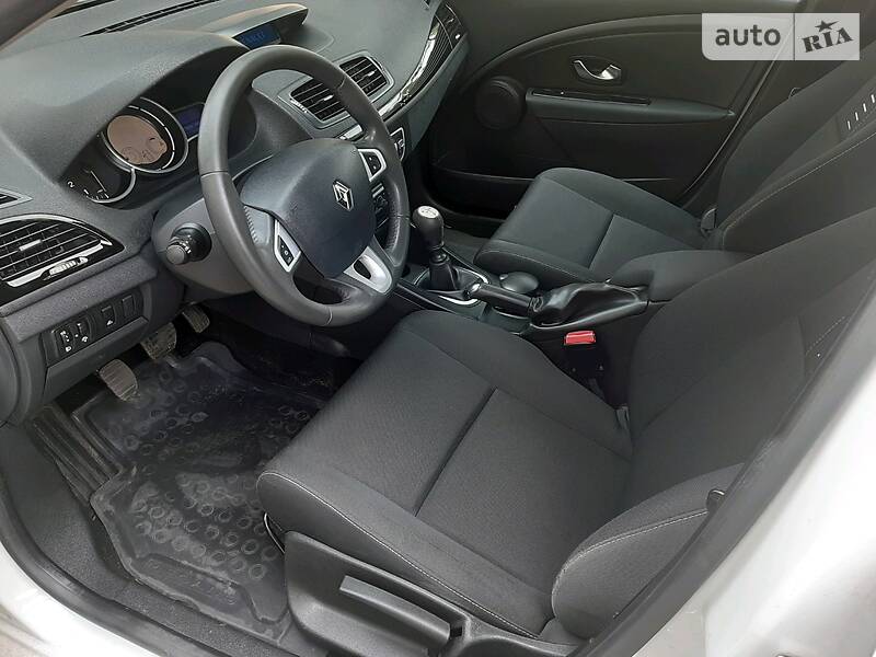 Універсал Renault Megane 2011 в Львові фото 10 Універсал Renault Megane 2011 в Львові