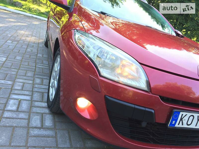 Універсал Renault Megane 2010 в Самборі фото 64 Універсал Renault Megane 2010 в Самборі