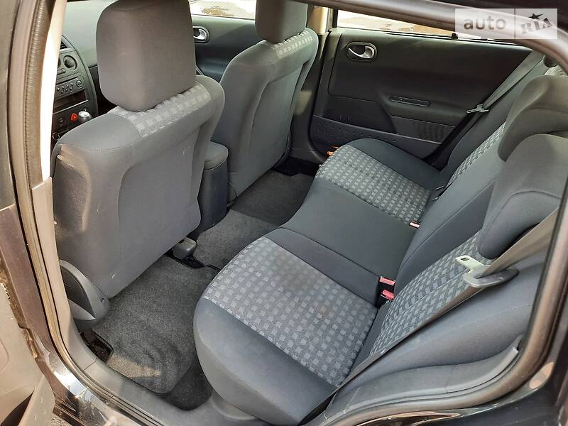 Універсал Renault Megane 2007 в Полтаві фото 33 Універсал Renault Megane 2007 в Полтаві